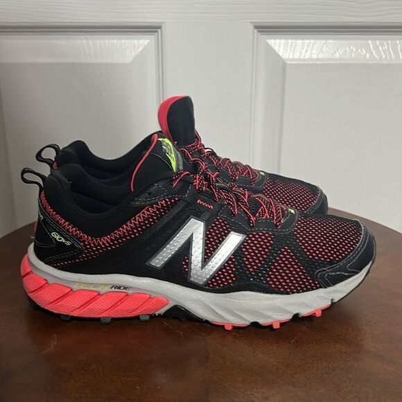 🔥🔥 New Balance 610 v5 All Terrain Techride Running Trail Shoes Women Size 7B - Picture 4 of 16